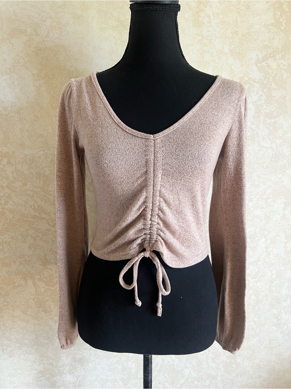 Women's tan Ruched Drawstring Long-Sleeve Top